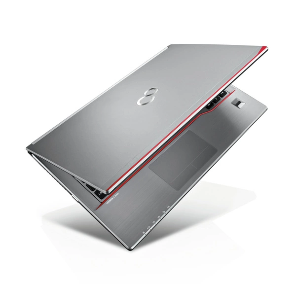 Laptop Fujitsu LifeBook E756 Core i7 6500U (6-gen.) 2,5 GHz / 8 GB / 480 SSD / 15,6'' FullHD / Win 10 Pro
